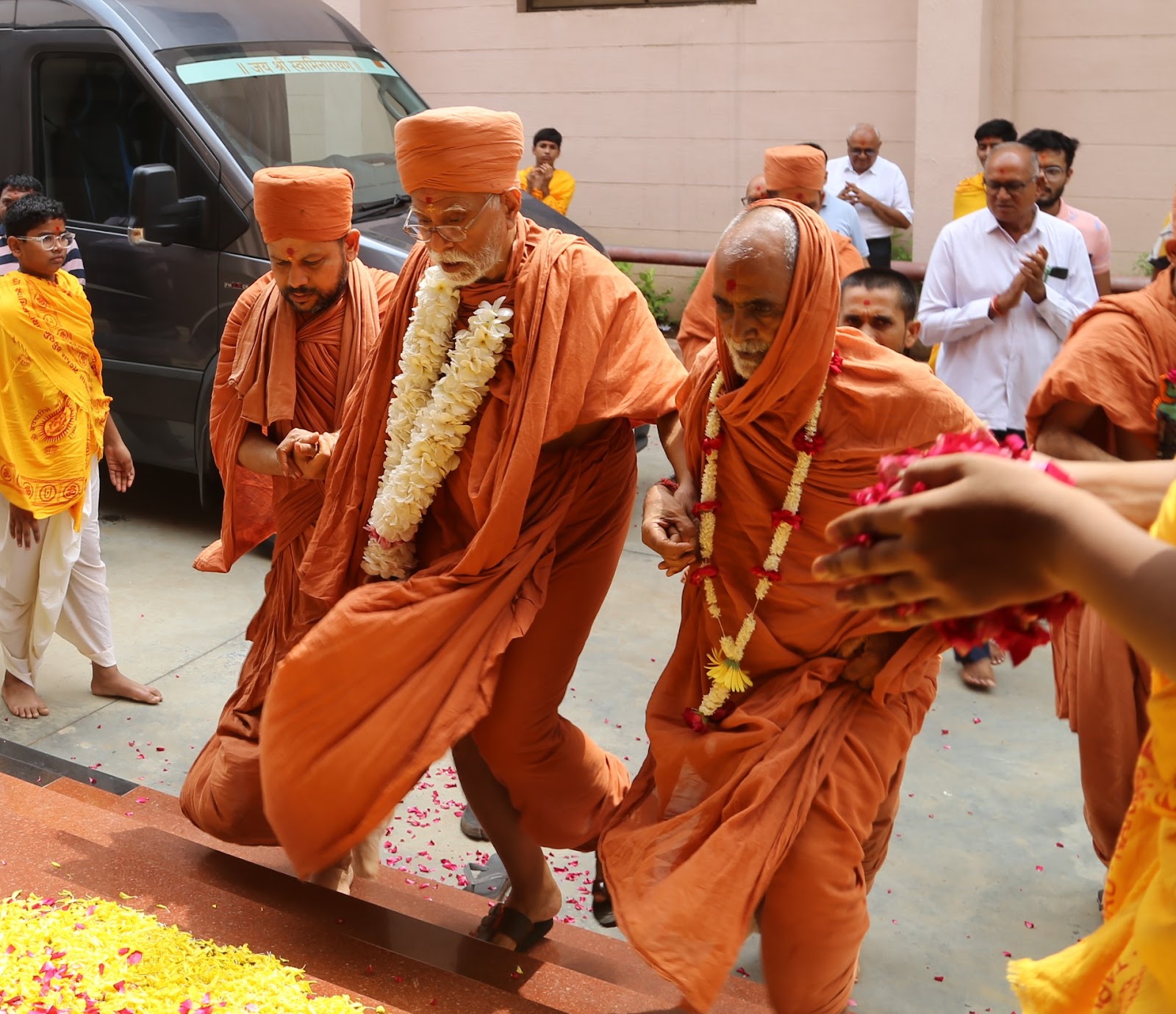 VARTMAN DEEKSHA